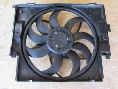 BMW Radiator Fan Assembly Johnson Electric 400W 17427640509 F22 228i F30 320i2